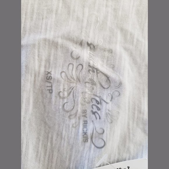 NWT Ricki's "Such A Tees" Top - Picture 10 of 11